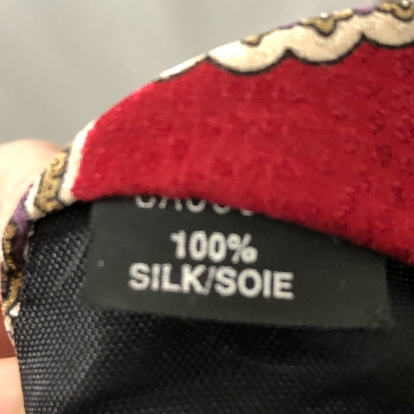 Men’s Vintage Red and Green Paisley Silk Tie. - Picture 4 of 4